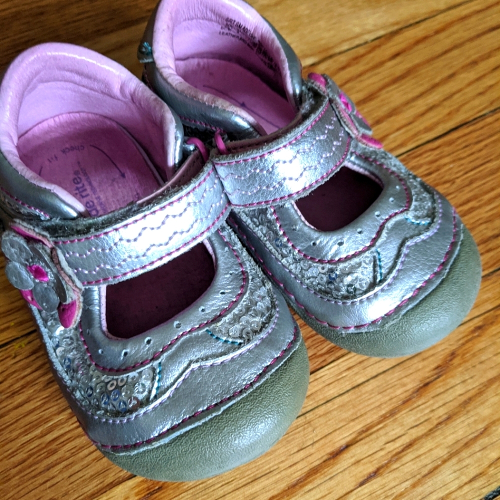 Stride Rite girls shoes size 5 w
